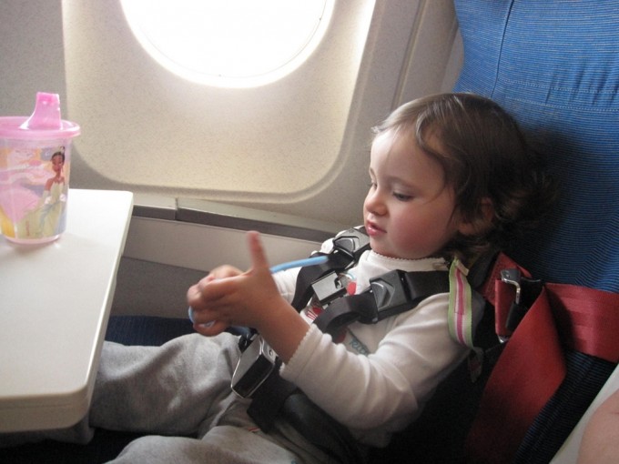 The Best 5 Travel Activities For Toddlers On a Plane